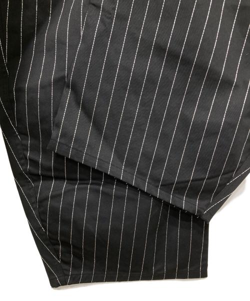 9090（9090）9090 (9090) Stripe Tuck Buggy Pants/ストライプ タック バギー パンツ ブラック サイズ:Ｍの古着・服飾アイテム