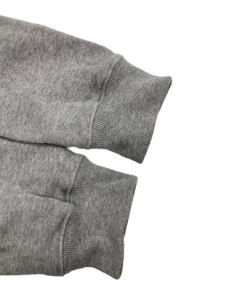 GOODENOUGH（グッドイナフ）GOODENOUGH (グッドイナフ) フェルトワッペンプルオーバーパーカー グレー サイズ:Lの古着・服飾アイテム