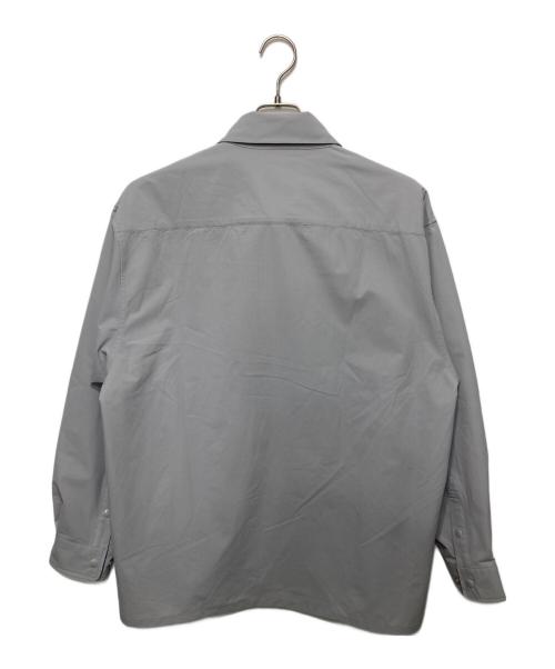 CMF OUTDOOR GARMENT（コンフィーアウトドアガーメント）CMF OUTDOOR GARMENT (コンフィーアウトドアガーメント) ガイドウォーターシャツ グレー サイズ:M 未使用品の古着・服飾アイテム