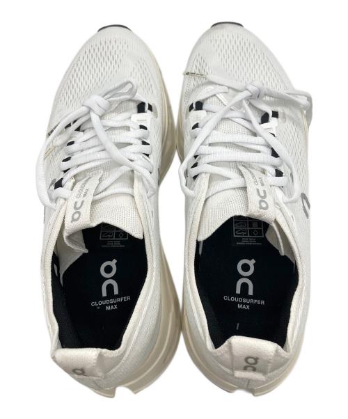 on（オン）On (オン) クラウドサーファーマックス ホワイト サイズ:26.5の古着・服飾アイテム