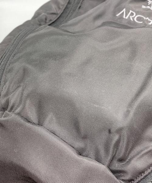 ARC'TERYX（アークテリクス）ARC'TERYX (アークテリクス) MANTIS 26L BACKPACK/リュック グレーの古着・服飾アイテム