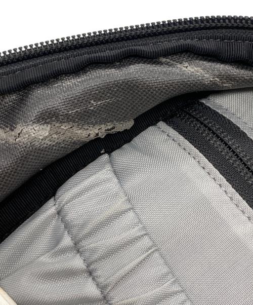 ARC'TERYX（アークテリクス）ARC'TERYX (アークテリクス) MANTIS 26L BACKPACK/リュック グレーの古着・服飾アイテム