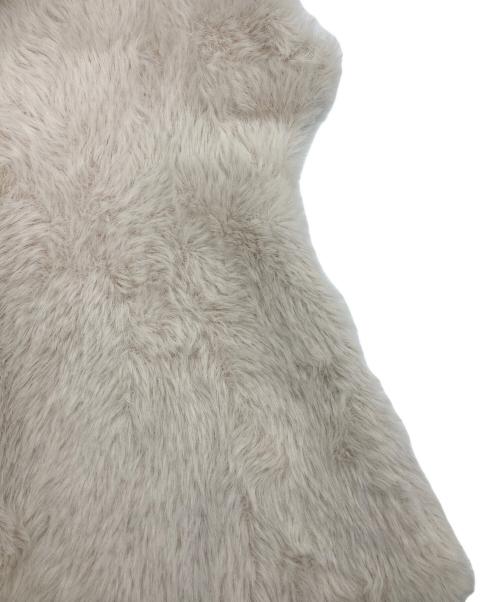 Dignite collier（ディニテ コリエ）Dignite collier (ディニテ コリエ) ジレ フェザーヤーン ペプラム Vネック ベスト ベージュ サイズ:freeの古着・服飾アイテム