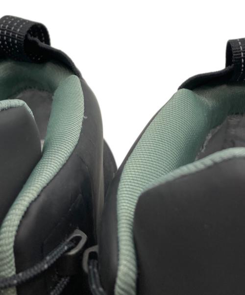 on（オン）On (オン) クラウドトラックス ウォータープルーフ / Cloudtrax Waterproof/トレッキングシューズ ブラック サイズ:27.5の古着・服飾アイテム
