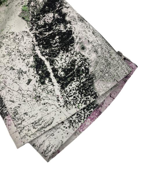 Desigual（デシグアル）Desigual (デシグアル) フロントジッパーファスナードレス ホワイト×ブラック サイズ:XSの古着・服飾アイテム