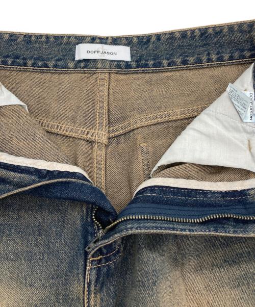 DOFFJASON（ドフジェーソン）DOFFJASON (ドフジェーソン) ワイドフィットヴィンテージウォッシュデニムパンツ インディゴ サイズ:M 未使用品の古着・服飾アイテム