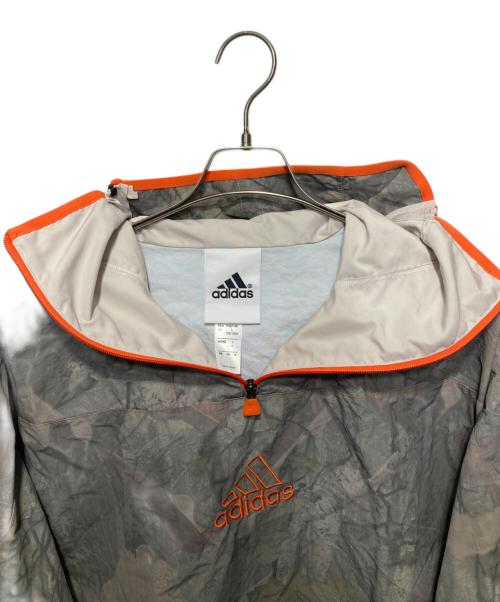 adidas（アディダス）adidas (アディダス) ナイロンアノラックパーカー/カモ ジャケット グレー サイズ:Lの古着・服飾アイテム