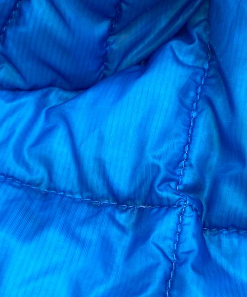 stussy（ステューシー）stussy (ステューシー) ダウンジャケット/MIDWEIGHT HOODED PUFFER ブルー サイズ:Sの古着・服飾アイテム