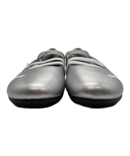 PUMA（プーマ）PUMA (プーマ) SPEEDCAT BALLET METALLIC/スピードキャット バレエ メタリック ウィメンズ シルバー サイズ:24 未使用品の古着・服飾アイテム