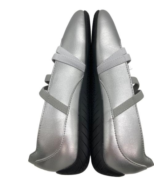 PUMA（プーマ）PUMA (プーマ) SPEEDCAT BALLET METALLIC/スピードキャット バレエ メタリック ウィメンズ シルバー サイズ:24 未使用品の古着・服飾アイテム