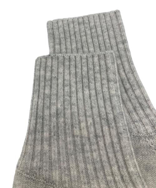 KUMIKYOKU（クミキョク）KUMIKYOKU (クミキョク) ウールカシミヤニット グレー サイズ:Free 未使用品の古着・服飾アイテム