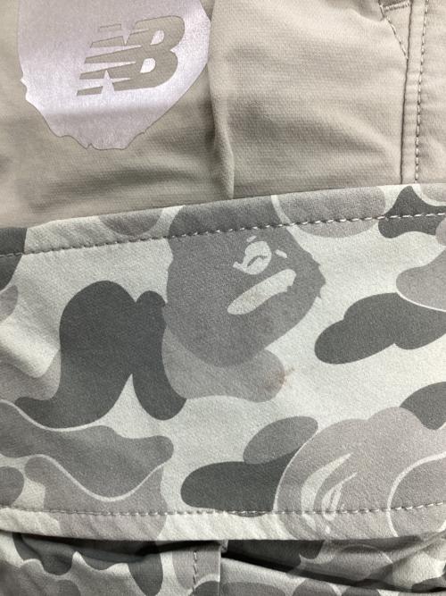 A BATHING APE（ア ベイシング エイプ）A BATHING APE (ア ベイシング エイプ) NEW BALANCE (ニューバランス) BAPE X NEW BALANCE SHORTS/ベイプ・クロス・ニューバランス・ショーツ/ナイロンパンツ ライトグレー サイズ:Lの古着・服飾アイテム