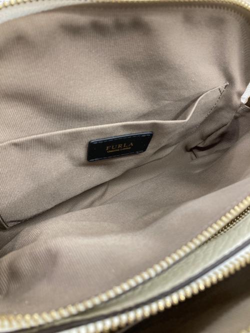 FURLA（フルラ）FURLA (フルラ) シリSサッチェル2WAYショルダーバッグ ベージュ×ホワイトの古着・服飾アイテム