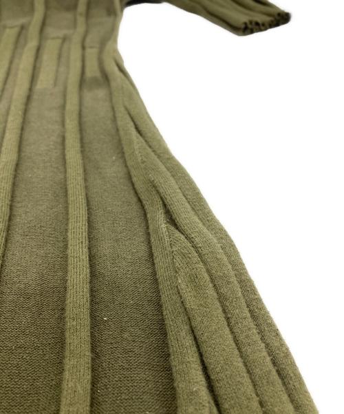 CINOH（チノ）CINOH (チノ) 別注 ハーフスリーブジップドレス オリーブ サイズ:36の古着・服飾アイテム
