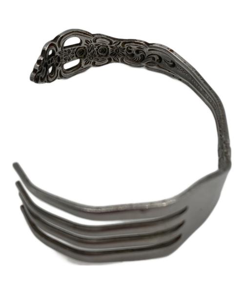 USED（ユーズド）USED (ユーズド) フォークバングル シルバーの古着・服飾アイテム