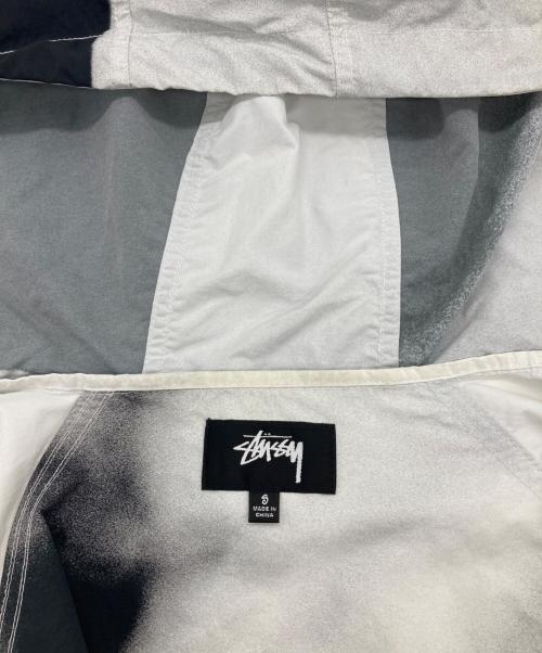 stussy（ステューシー）stussy (ステューシー) 8ボール ビーチシェルジャケット ホワイト×ブラック サイズ:Sの古着・服飾アイテム