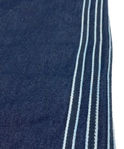 adidas（アディダス）adidas (アディダス) デニムパンツ インディゴ サイズ:30の古着・服飾アイテム