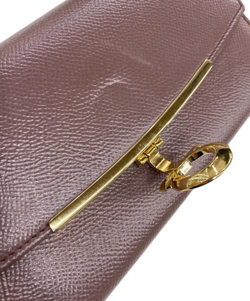 Salvatore Ferragamo（サルヴァトーレ フェラガモ）Salvatore Ferragamo (サルヴァトーレ フェラガモ) ガンチーニ コンチネンタル ウォレット/長財布 ピンクの古着・服飾アイテム