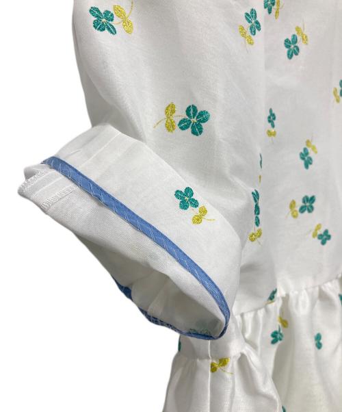 YORI（ヨリ）yori (ヨリ) ラメクローバーパフブラウス ホワイト サイズ:36の古着・服飾アイテム