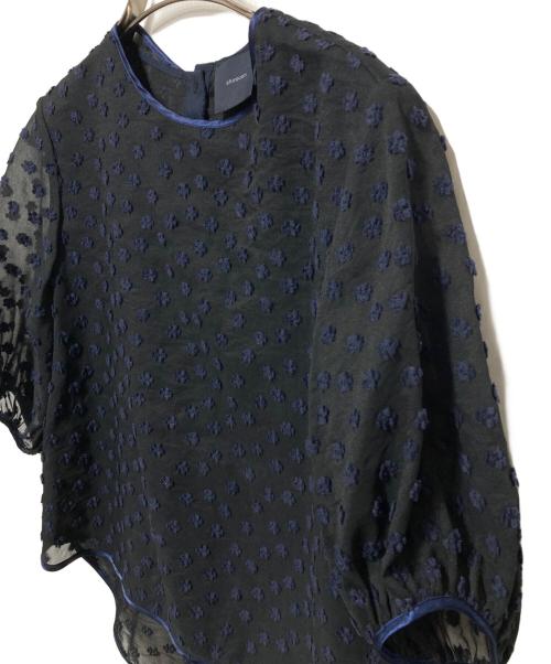 yori shirocon（ヨリ シロコン）yori shirocon (ヨリ シロコン) フローラバックリボンブラウス ネイビー サイズ:34の古着・服飾アイテム