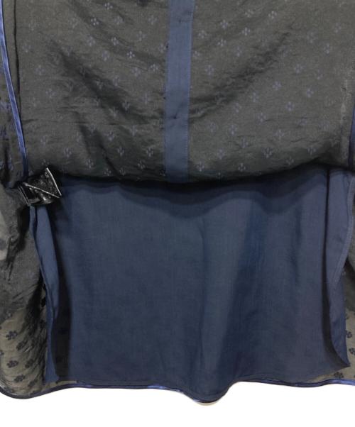 yori shirocon（ヨリ シロコン）yori shirocon (ヨリ シロコン) フローラバックリボンブラウス ネイビー サイズ:34の古着・服飾アイテム