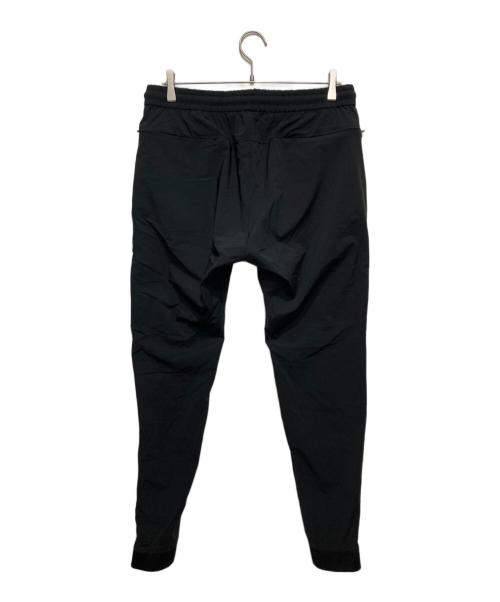 1PIU1UGUALE3 RELAX（ウノピゥウノウグァーレトレ リラックス）1piu1uguale3 relax (ウノピゥウノウグァーレトレ リラックス) 接触冷感サルエルパンツ ブラック サイズ:XLの古着・服飾アイテム