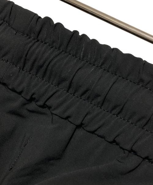 1PIU1UGUALE3 RELAX（ウノピゥウノウグァーレトレ リラックス）1piu1uguale3 relax (ウノピゥウノウグァーレトレ リラックス) 接触冷感サルエルパンツ ブラック サイズ:XLの古着・服飾アイテム