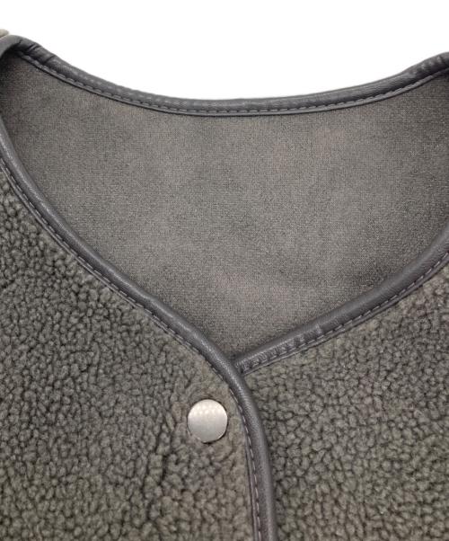 anana（アナナ）anana (アナナ) リバーシブルボアベスト グレー サイズ:Fの古着・服飾アイテム