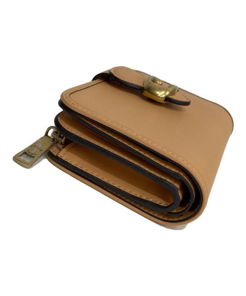 COACH（コーチ）COACH (コーチ) タビー ミディアム ウォレット ベージュの古着・服飾アイテム