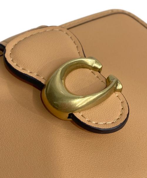 COACH（コーチ）COACH (コーチ) タビー ミディアム ウォレット ベージュの古着・服飾アイテム