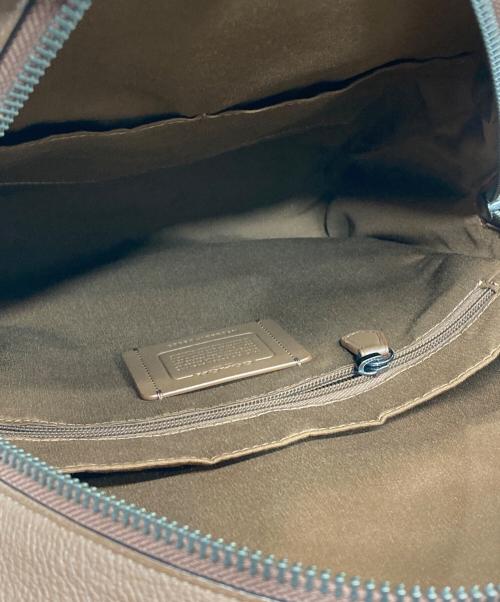 COACH（コーチ）COACH (コーチ) トンプソン バックパック シグネチャー ジャカード ウィズ ヴァーシティ ストライプ/リュック ブラウンの古着・服飾アイテム