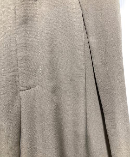 CAPRICIEUX LE'MAGE（カプリシューレマージュ）CAPRICIEUX LE'MAGE (カプリシューレマージュ) 3Dタックパンツ カーキ サイズ:38の古着・服飾アイテム