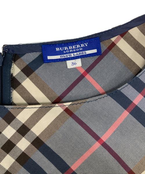 BURBERRY BLUE LABEL（バーバリー ブルー レーベル）BURBERRY BLUE LABEL (バーバリー ブルー レーベル) ノヴァチェックノースリーブワンピース ネイビー サイズ:36の古着・服飾アイテム