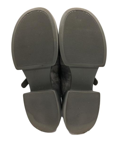 CHARLES & KEITH（チャールズアンドキース）CHARLES & KEITH (チャールズアンドキース) Robbie/アンクルストラップチャンキーメリージェーンブーツ グレー サイズ:37の古着・服飾アイテム