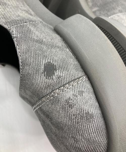 CHARLES & KEITH（チャールズアンドキース）CHARLES & KEITH (チャールズアンドキース) Robbie/アンクルストラップチャンキーメリージェーンブーツ グレー サイズ:37の古着・服飾アイテム