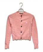 Acne studiosアクネ ストゥディオズ）の古着「フェイスロゴクルーネックカーディガン」｜ピンク