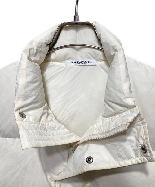 BEAUTY&YOUTH（ビューティーアンドユース）BEAUTY&YOUTH (ビューティーアンドユース) ダウンベスト ベージュ サイズ:なしの古着・服飾アイテム