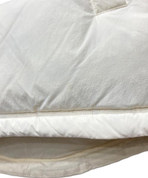 BEAUTY&YOUTH（ビューティーアンドユース）BEAUTY&YOUTH (ビューティーアンドユース) ダウンベスト ベージュ サイズ:なしの古着・服飾アイテム