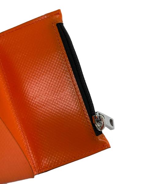 MARNI（マルニ）MARNI (マルニ) PVCウォレット オレンジの古着・服飾アイテム