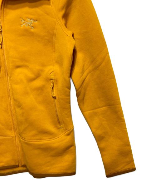 ARC'TERYX（アークテリクス）ARC'TERYX (アークテリクス) KYANITE HOODY WOMEN'S/カイヤナイト フーディ イエロー サイズ:XSの古着・服飾アイテム