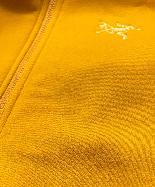 ARC'TERYX（アークテリクス）ARC'TERYX (アークテリクス) KYANITE HOODY WOMEN'S/カイヤナイト フーディ イエロー サイズ:XSの古着・服飾アイテム