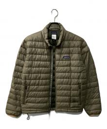 Patagonia（パタゴニア）の古着「ダウンジャケット」｜オリーブ