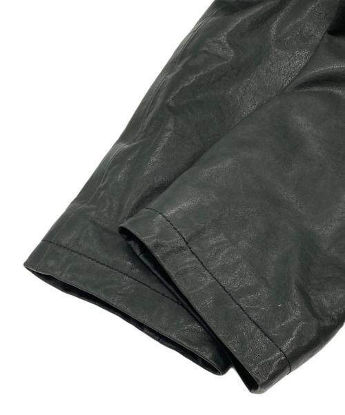 ARMANI COLLEZIONI（アルマーニ コレツィオーニ）ARMANI COLLEZIONI (アルマーニ コレツィオーニ) ラムレザージャケット ブラック サイズ:50の古着・服飾アイテム