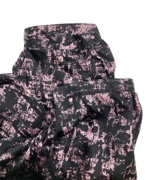 hysterics（ヒステリックス）hysterics (ヒステリックス) シルク総柄ワンピース ブラック サイズ:FREEの古着・服飾アイテム