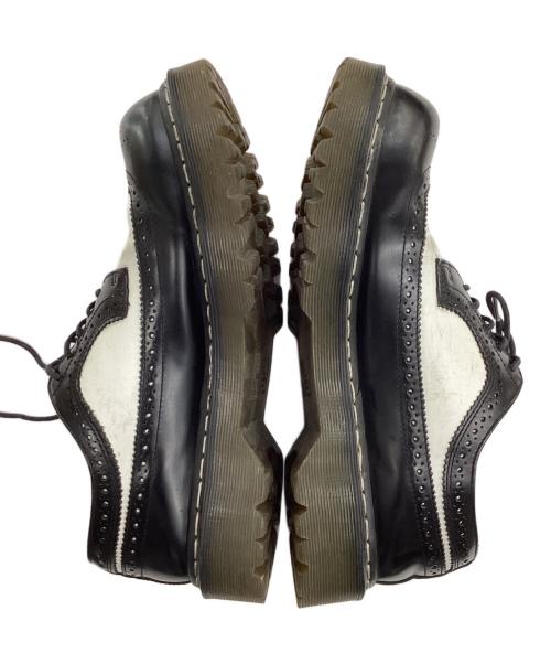 Dr.Martens（ドクターマーチン）Dr.Martens (ドクターマーチン) 5ホール/レザーシューズ/ウイングチップ ブラック×ホワイト サイズ:UK8の古着・服飾アイテム