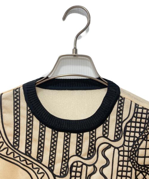 UNITED TOKYO（ユナイテッドトーキョー）UNITED TOKYO (ユナイテッドトーキョー) マイセルエンブロイダリーニット ベージュ サイズ:Fの古着・服飾アイテム