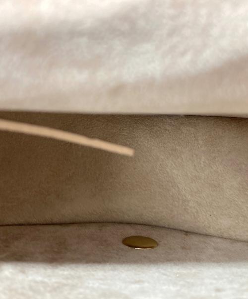 IACUCCI（イアクッチ）IACUCCI (イアクッチ) ショルダーバッグ ベージュの古着・服飾アイテム