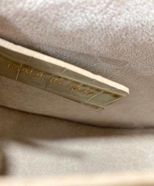 IACUCCI（イアクッチ）IACUCCI (イアクッチ) ショルダーバッグ ベージュの古着・服飾アイテム