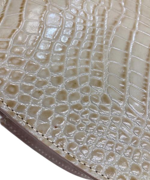 IACUCCI（イアクッチ）IACUCCI (イアクッチ) ショルダーバッグ ベージュの古着・服飾アイテム