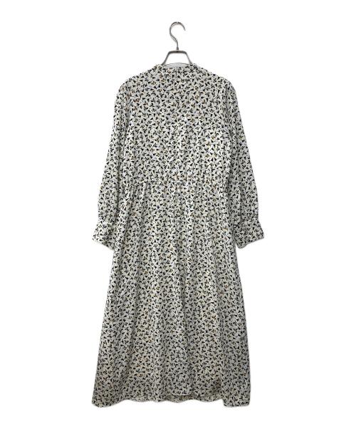 ReFLEcT（リフレクト）Reflect (リフレクト) フラワープリントワンピース ベージュ サイズ:9の古着・服飾アイテム